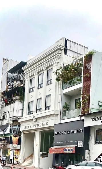 Tòa Nhà MTKD Phan Đình Phùng, Phú Nhuận - DT 9x16m, HĐT 6000 USD/Tháng