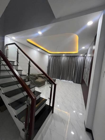 Nhà 1 Trệt 1 Lầu 2 Tỷ 2, Phường 7, TP. Tân An, Long An - Giá Tốt, Sổ Hồng Hoàn Công