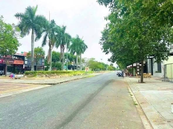 Bán Nhà Cấp 4 KDC Thái Dương, P.6, TP. Tân An - Đối Diện Công Viên, Giá 4.95 Tỷ